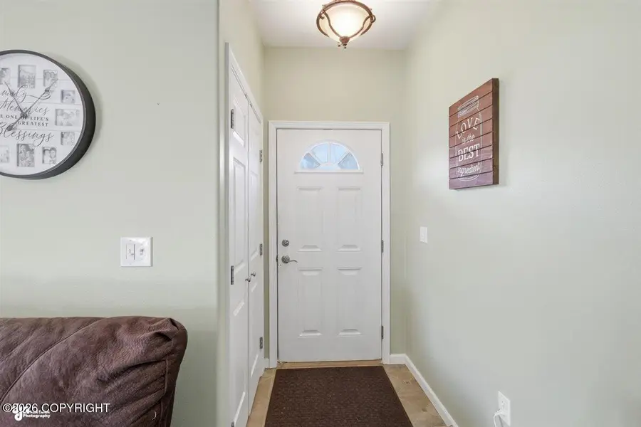 1261 E Spruce Avenue, Wasilla, AK 99654 - #3