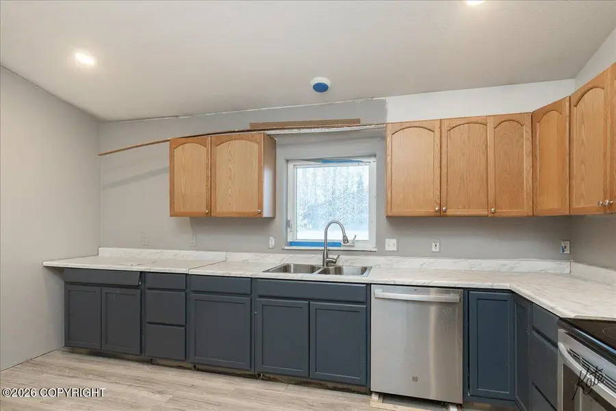 930 Shellinger Street, North Pole, AK 99705 - Image #3