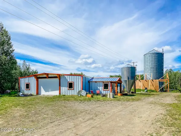 5800 N Cunningham Road, Palmer, AK 99645