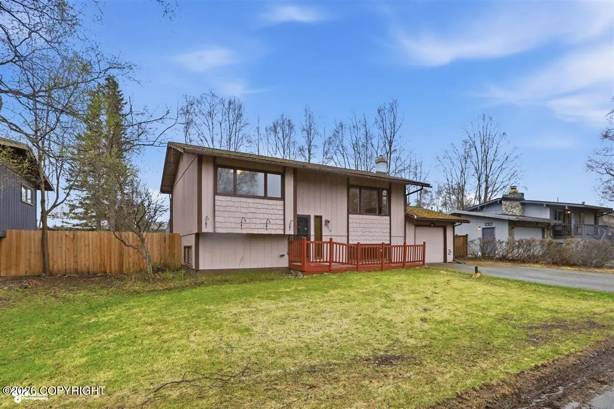 2810 Wiley Post Avenue, Anchorage, AK 99517 - #1