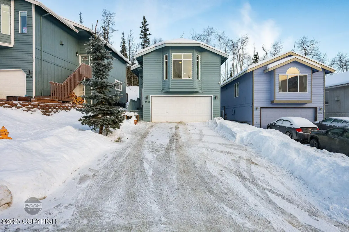8935 Birch Park Circle, Eagle River, AK 99577 - Image #1