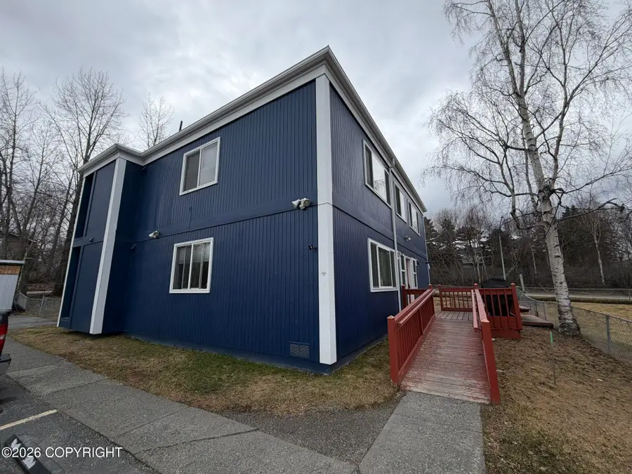 6313 E 32nd Avenue, Anchorage, AK 99504 - #2
