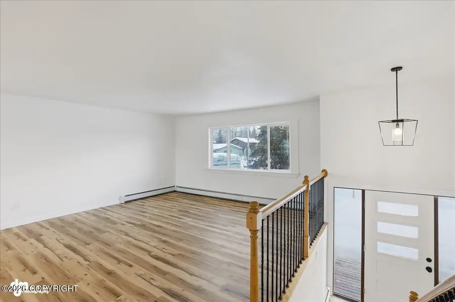 7339 E 17th Avenue, Anchorage, AK 99504 - Image #2