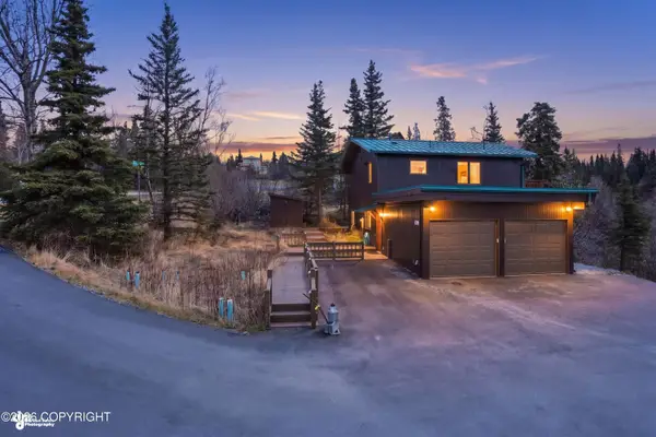 15261 Snow Flake Circle, Anchorage, AK 99516