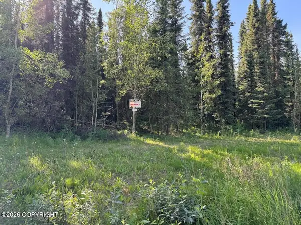 8C2 Lake Road, Soldotna, AK 99669