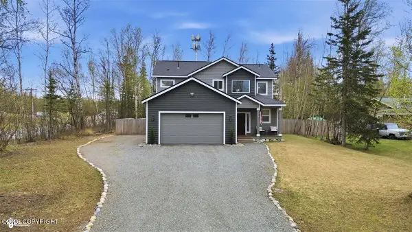 2380 E Grizzly Bear Drive, Wasilla, AK 99654