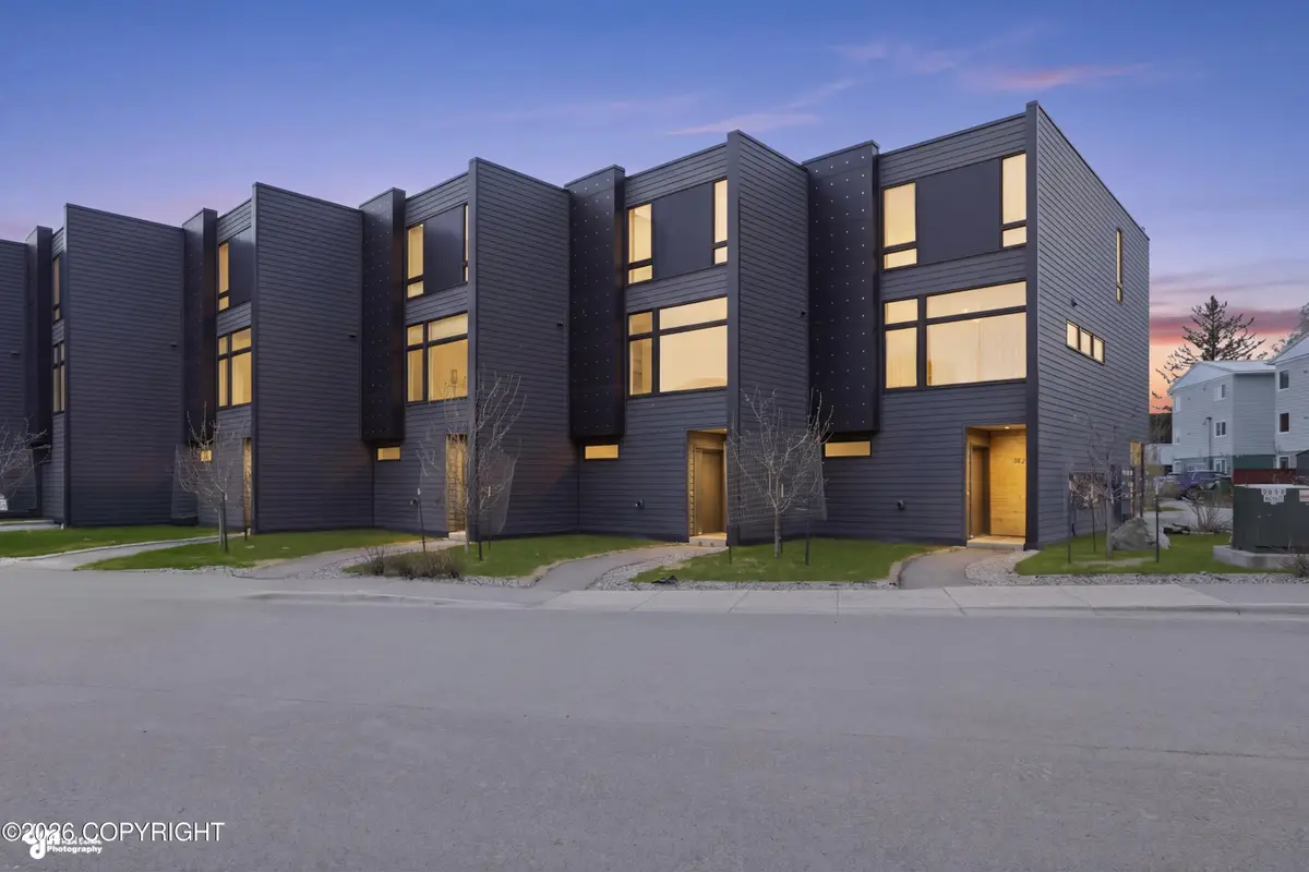 1435 W 8th Avenue, Anchorage, AK 99501 - #1