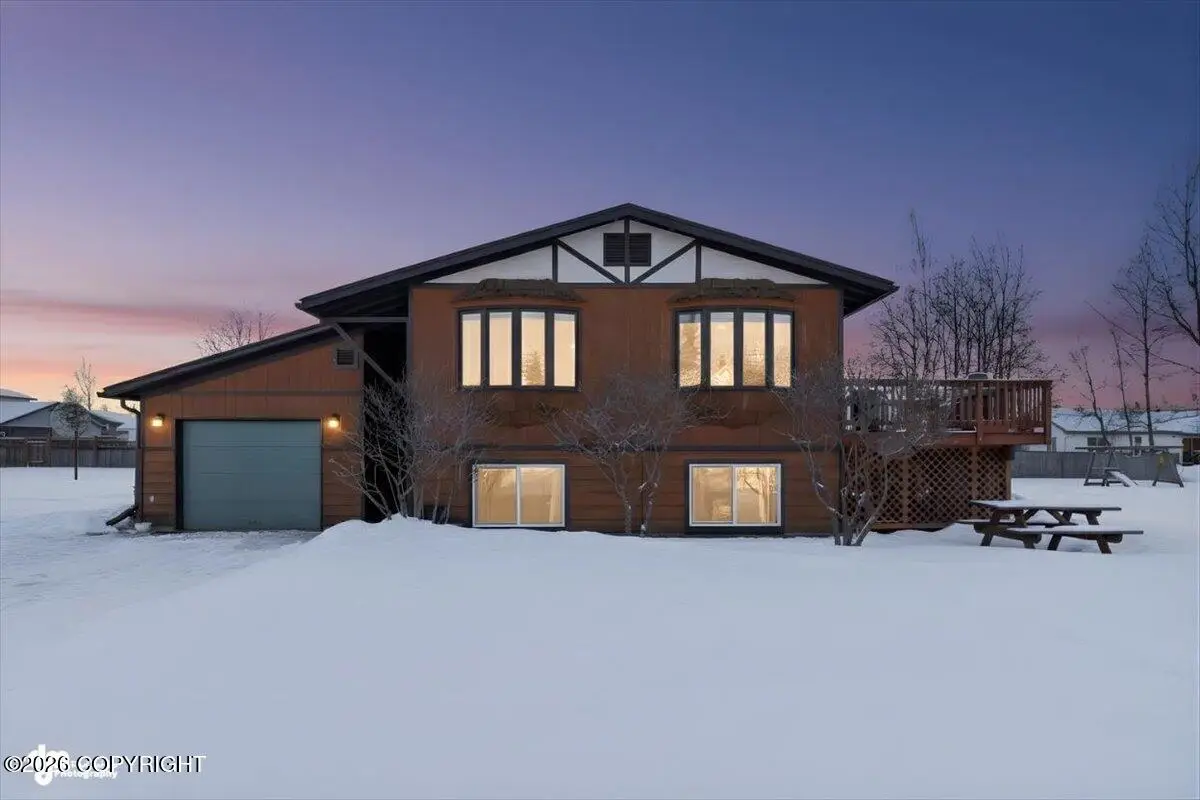 323 W Rockwell Avenue, Soldotna, AK 99669 - Image #1