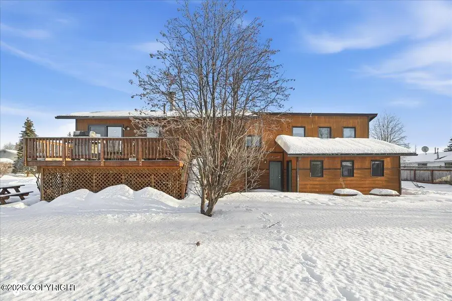 323 W Rockwell Avenue, Soldotna, AK 99669 - Image #2