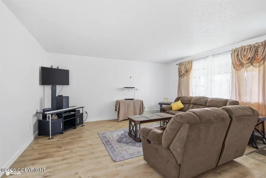 835 N Park Street, Anchorage, AK 99508 - #2