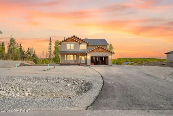 2440 W Longview Circle, Wasilla, AK 99654
