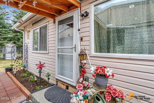 16802 Park Place Street, Eagle River, AK 99577