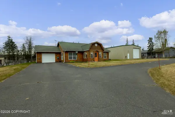 377 W Marydale Avenue, Soldotna, AK 99669