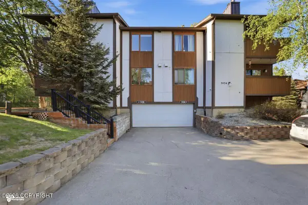 7436 Foxridge Way #4A, Anchorage, AK 99518