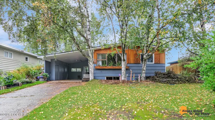 730 Dogwood Street, Anchorage, AK 99501 - Image #2