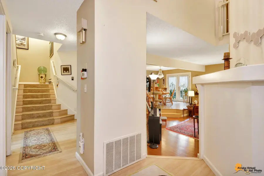 2091 Crataegus Avenue, Anchorage, AK 99508 - #3
