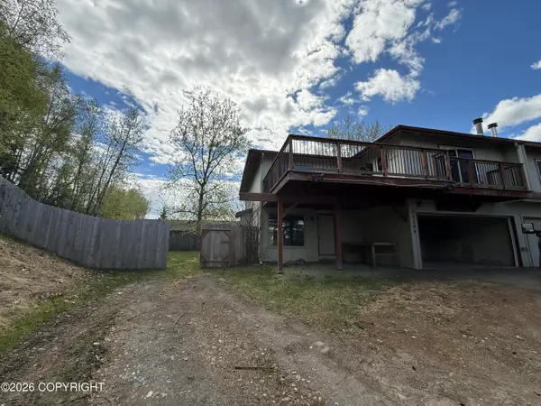11100 Aurora Circle, Eagle River, AK 99577