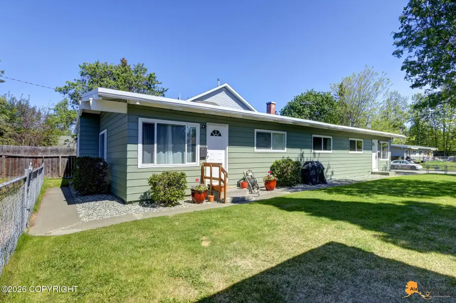 712 Cedar Street, Anchorage, AK 99501 - #3