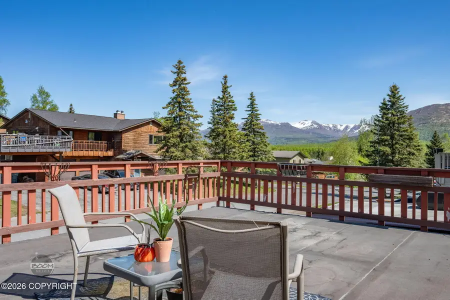 8280 E 20th Avenue, Anchorage, AK 99504 - #2