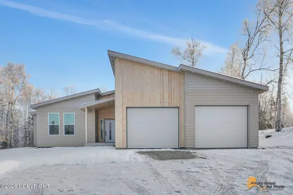 1790 W Pipestone Drive, Wasilla, AK 99654