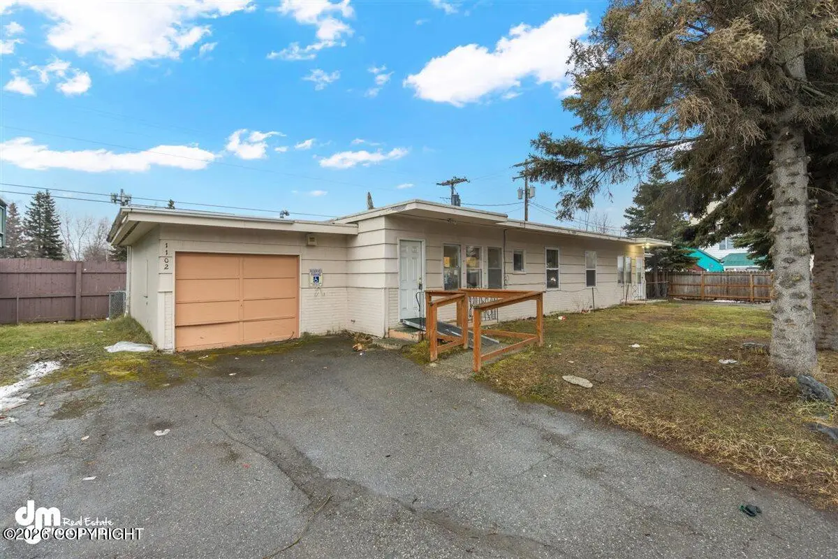 1102 W 29th Place, Anchorage, AK 99503 - #1