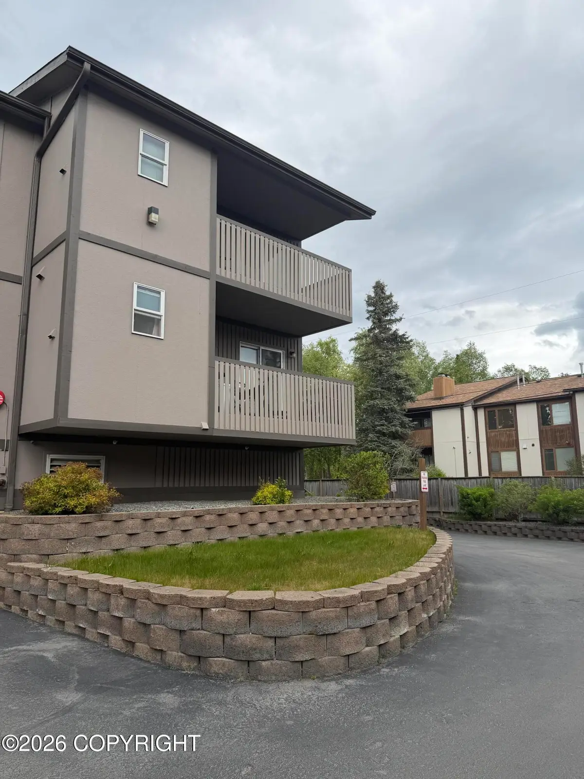 5697 Denali Street #B-H, Anchorage, AK 99518 - #1