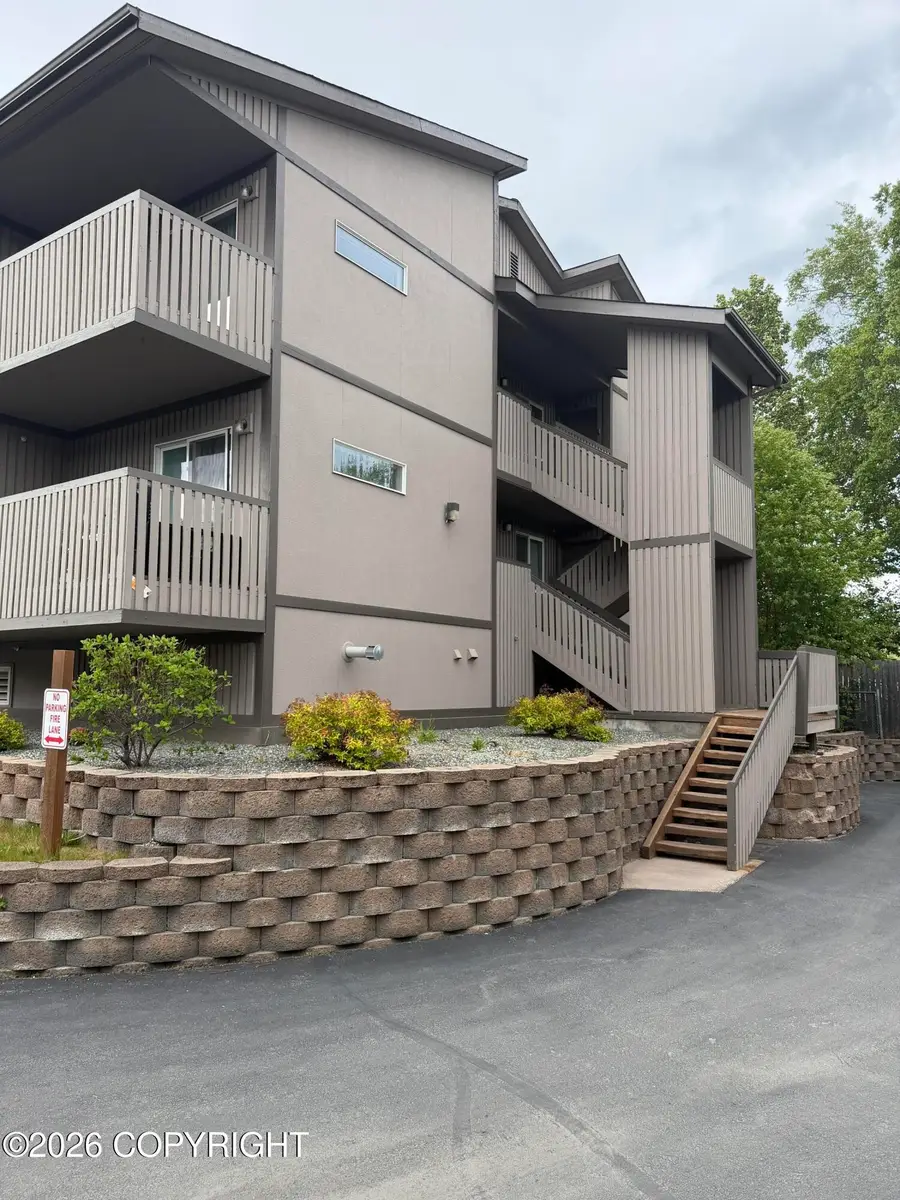 5697 Denali Street #B-H, Anchorage, AK 99518 - #2