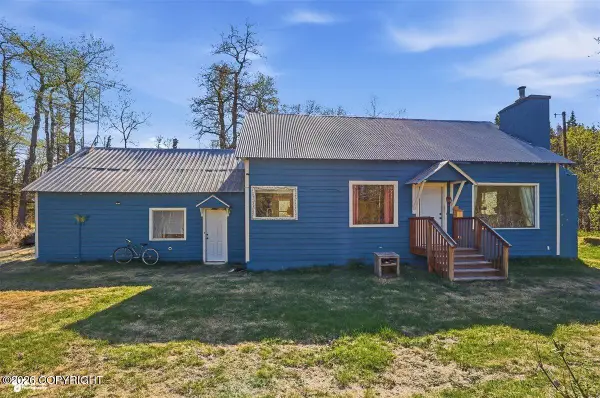 35090 N North Fork Road, Anchor Point, AK 99556