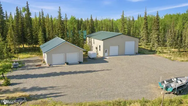 38213 Lee Street, Sterling, AK 99672
