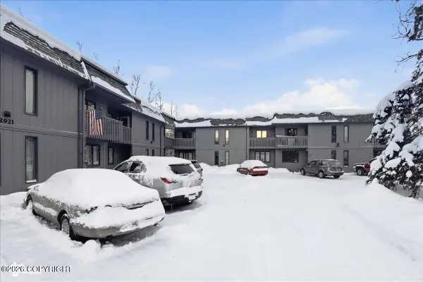 2921 W 29th Avenue #5B, Anchorage, AK 99517