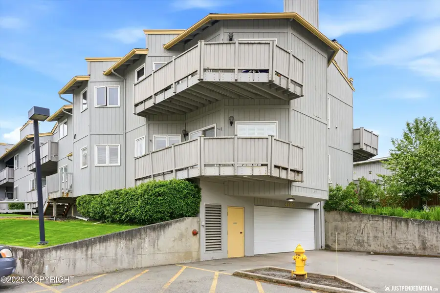 4109 Lynn Drive #114, Anchorage, AK 99508 - #3