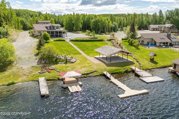 5322 S Big Lake Road, Big Lake, AK 99652