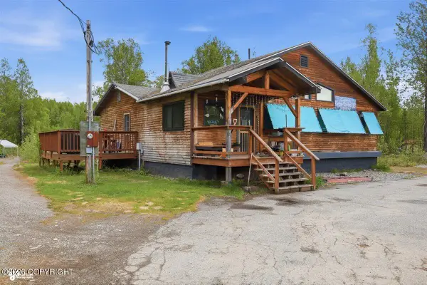 16793 E Michelle Drive, Talkeetna, AK 99676
