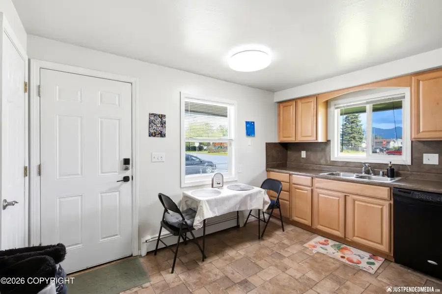 400 Bunnell Street, Anchorage, AK 99508 - #3