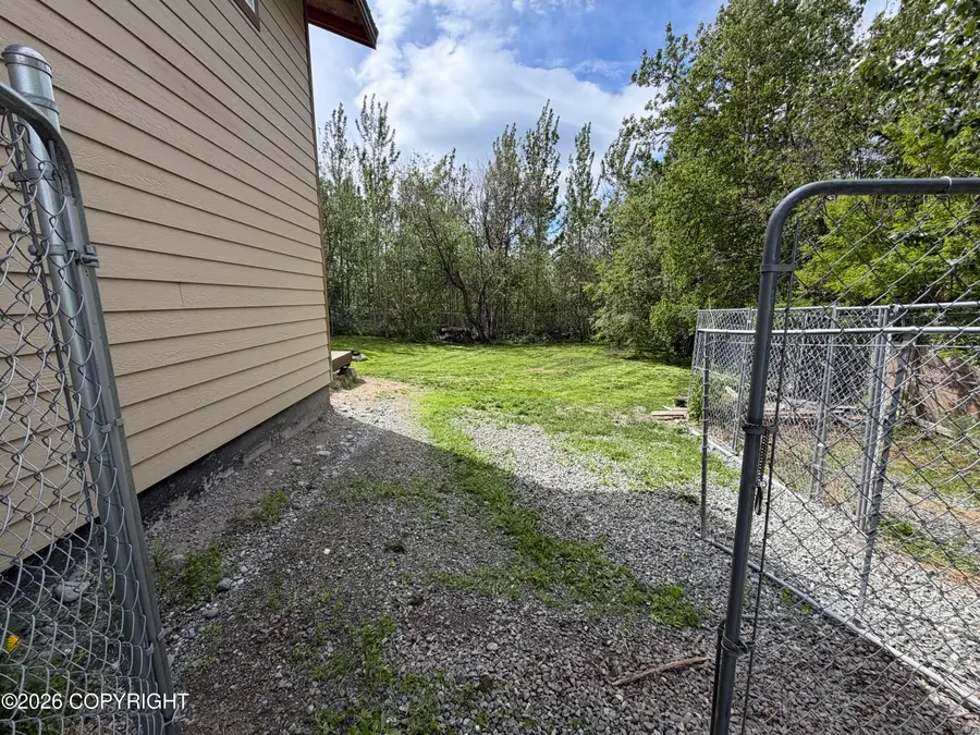 810 N Hilltop Drive, Palmer, AK 99645 - #3