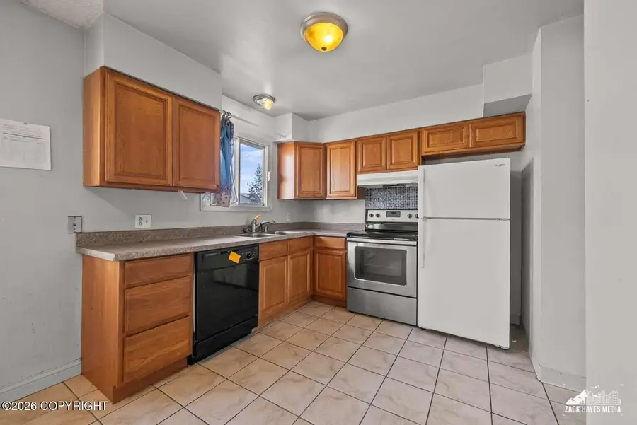 526 N Hoyt Street, Anchorage, AK 99508 - #3