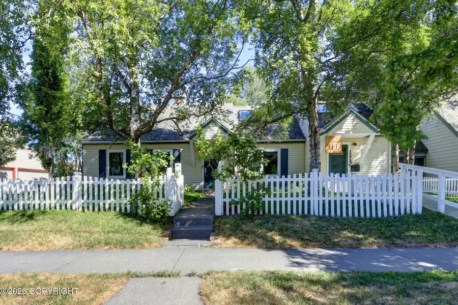 1215 W 8th Avenue, Anchorage, AK 99501 - #2