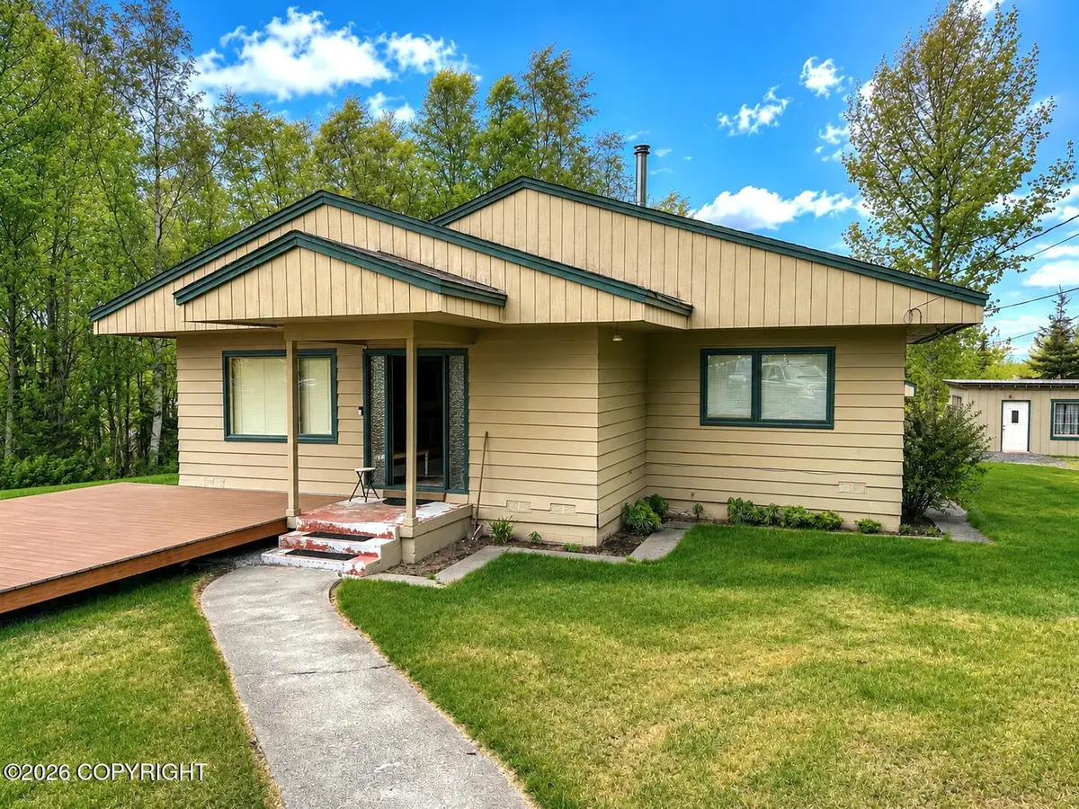 221 Creekside Street, Anchorage, AK 99504 - #1