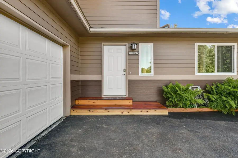 12530 Freitag Circle, Anchorage, AK 99516 - #2