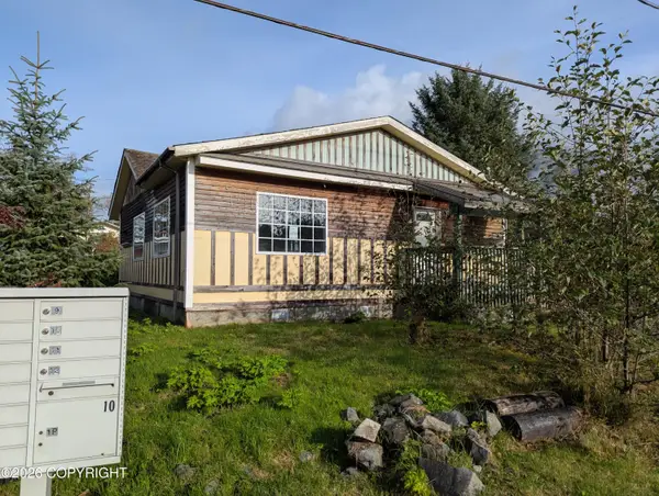 113 New Archangel Street, Sitka, AK 99835
