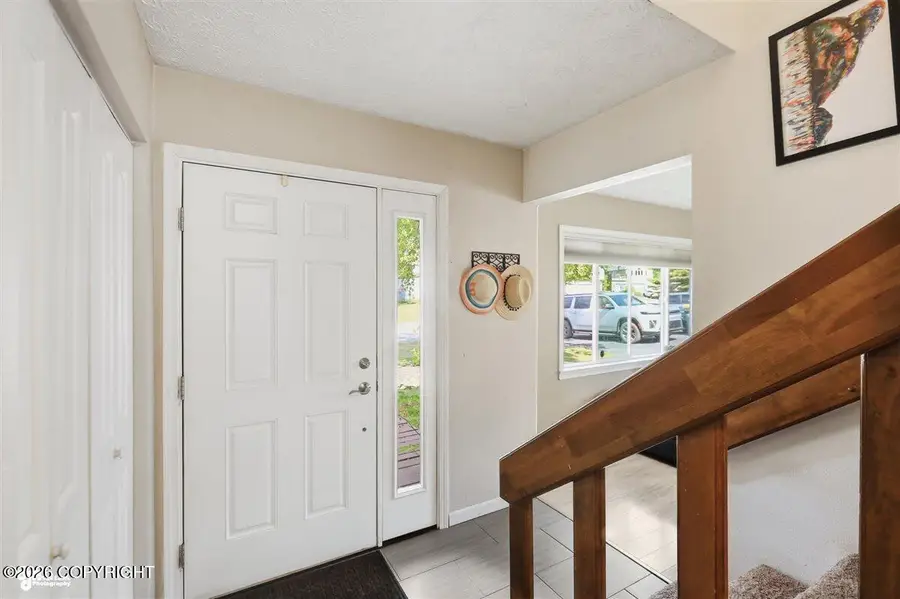 710 Woodmar Place, Anchorage, AK 99515 - #3