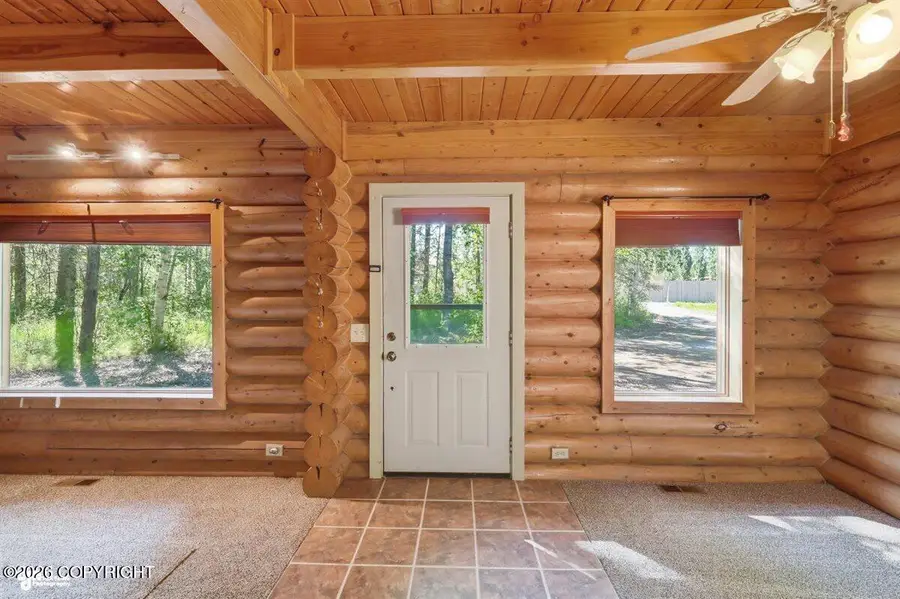 701 E Creekside Drive, Wasilla, AK 99654 - #2
