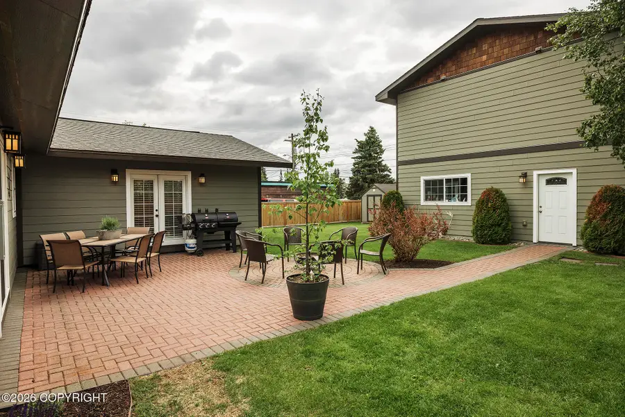 810 Dogwood Street, Anchorage, AK 99501 - #2