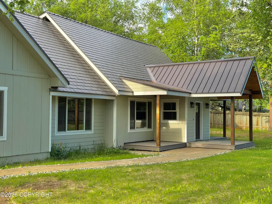 735 W Winter Avenue, Wasilla, AK 99654 - #2