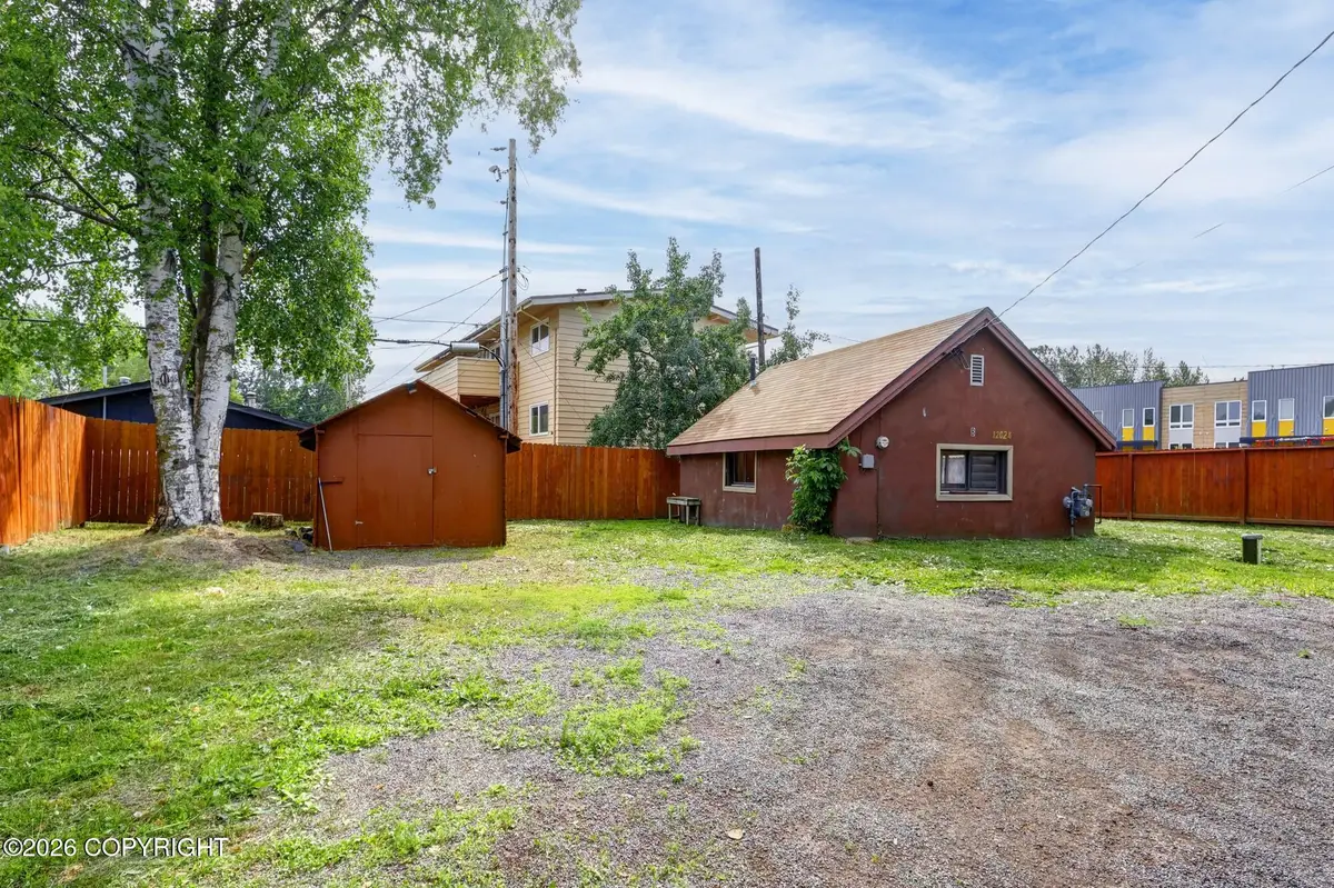 1202 & 1/2 W 35th Avenue, Anchorage, AK 99503 - #1