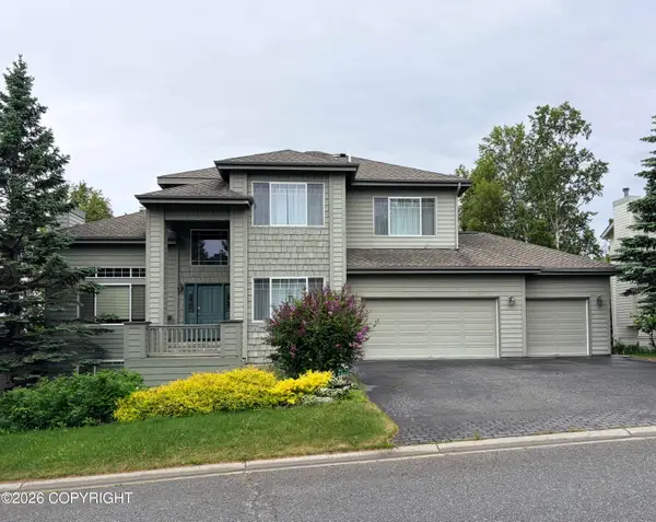 4825 Potter Crest Circle, Anchorage, AK 99516