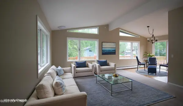 2419 Glenkerry Drive, Anchorage, AK 99504
