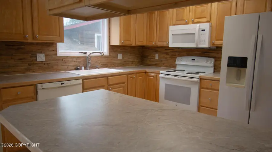2419 Glenkerry Drive, Anchorage, AK 99504 - #3