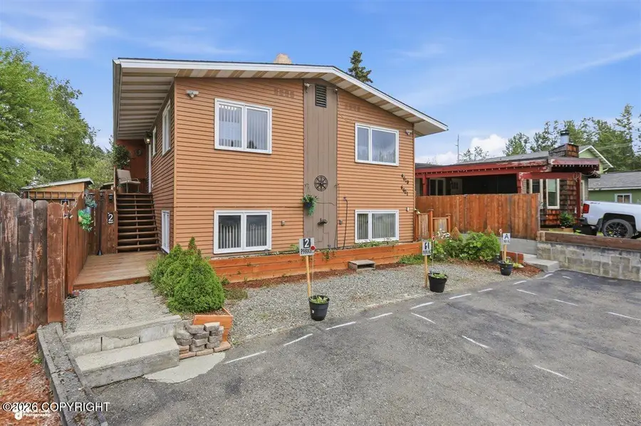 4619/4621 E 9th Avenue, Anchorage, AK 99508 - #3