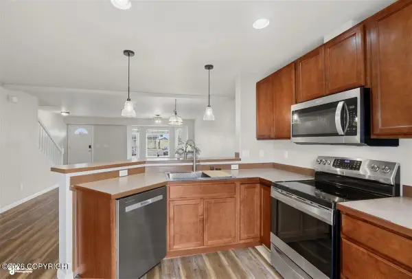 194 Matthew Paul Way #3, Anchorage, AK 99504